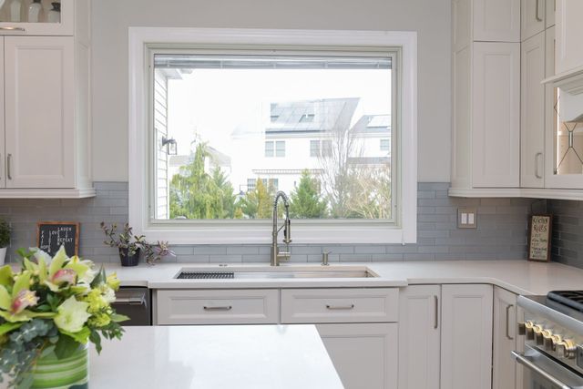 Transitional Kitchen Remodel by Heart Kitchens — Project 1 project photo 2