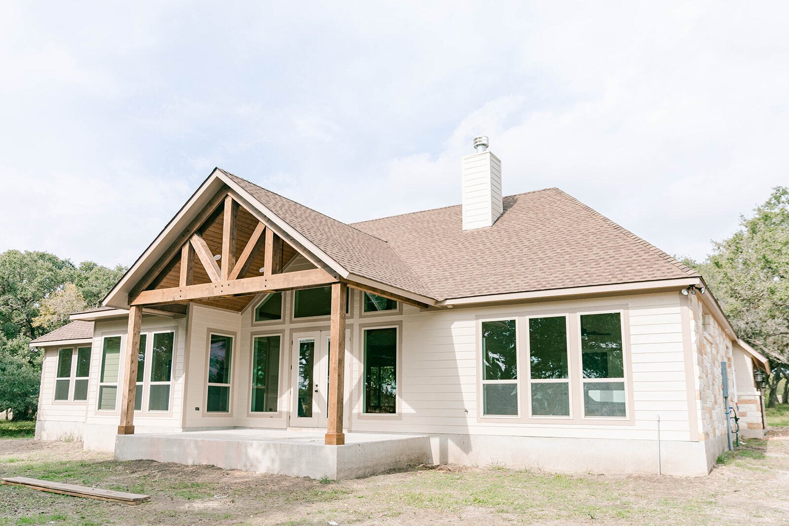 Custom Home in Victoria, TX II Hunter Custom Homes