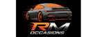 Oranje sportwagenlogo met "RM OCCASIONS" op een zwarte achtergrond