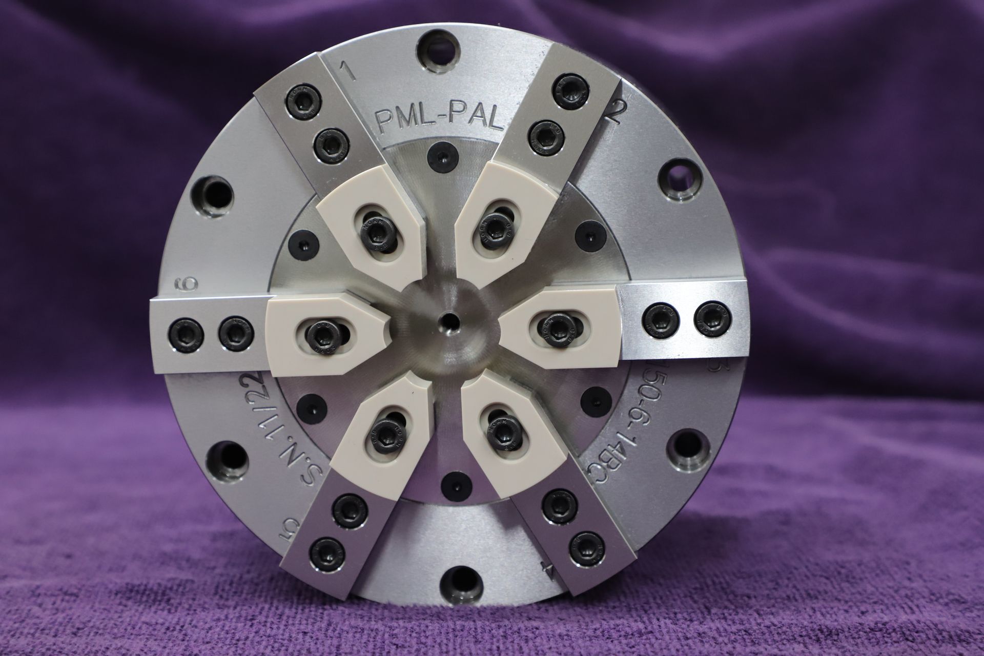 Turning air chuck 6 jaws