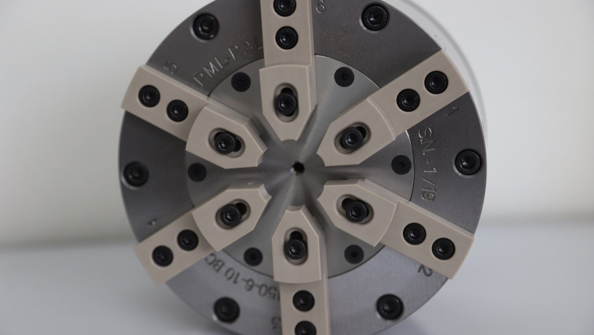 Turning air chuck 6 jaws