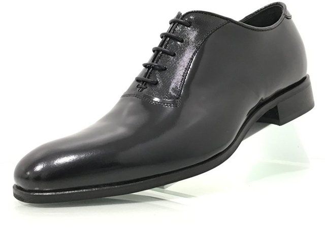 SCARPE 77