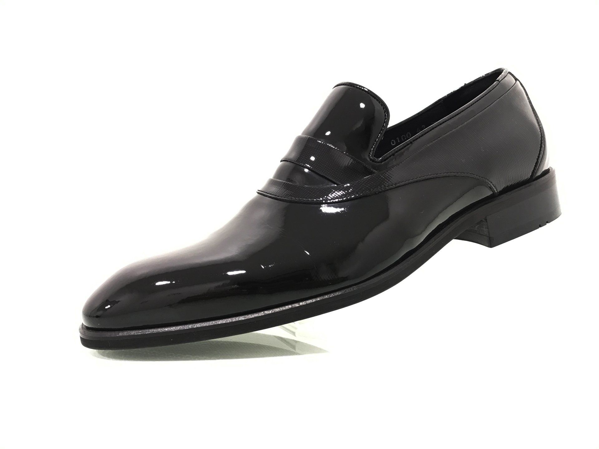 SCARPE 57