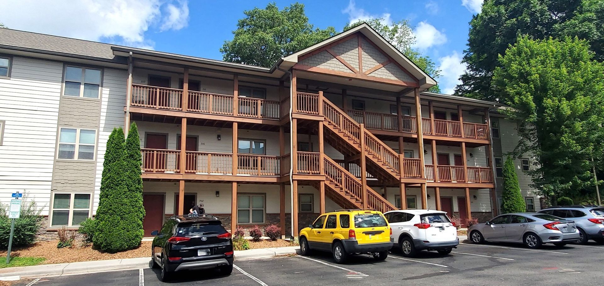 Highland Woods Apartment