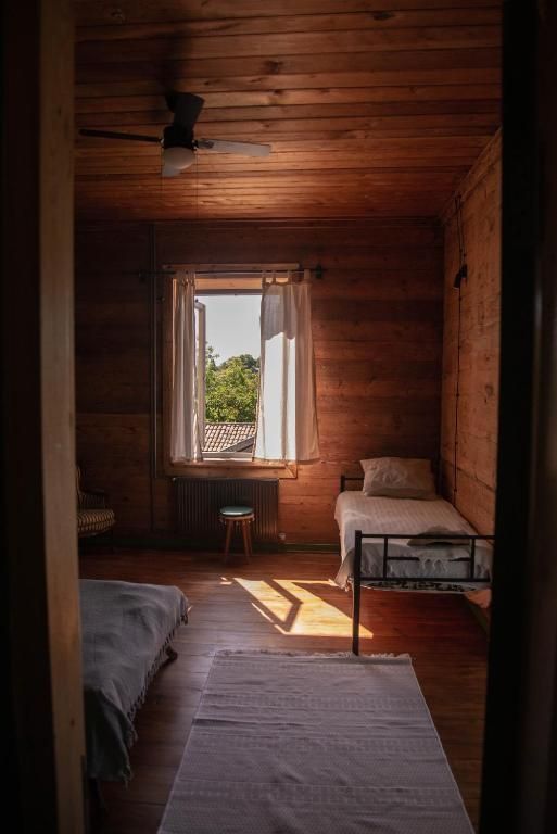 Family spacious room in boutique guest house in Guria