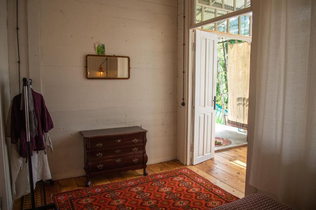 Vintage design elements in mountain view room, Shromantic Garden