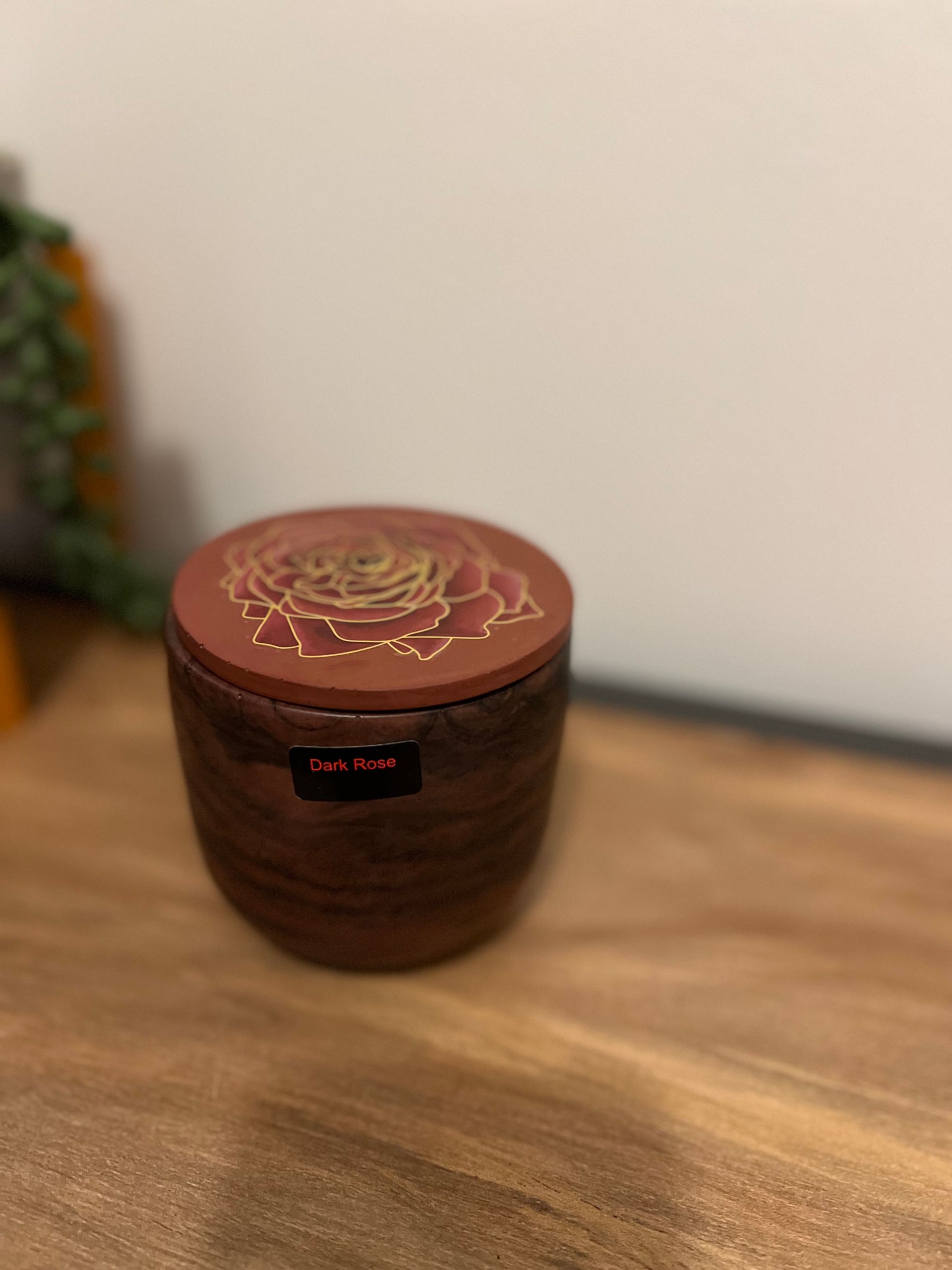 Dark Rose (9 fl. oz)