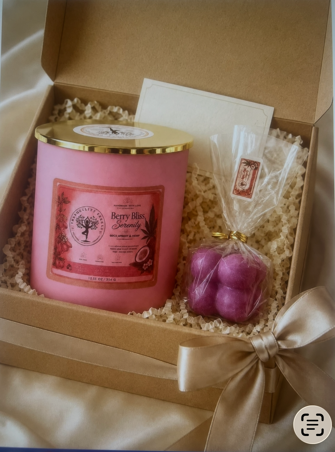 Berry Bliss Serenity Coconut Apricot Candle & Sculpted Wax Melt Gift Set