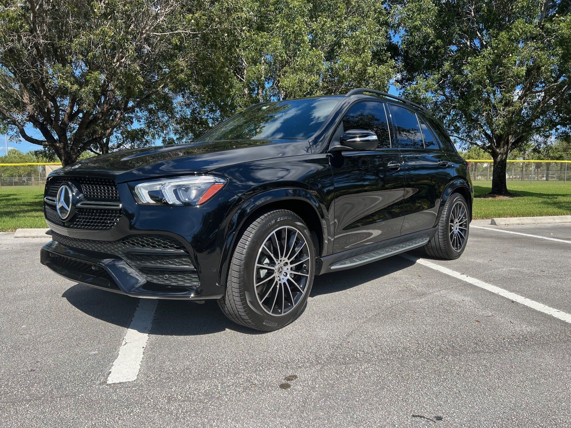 Mercedes Limo