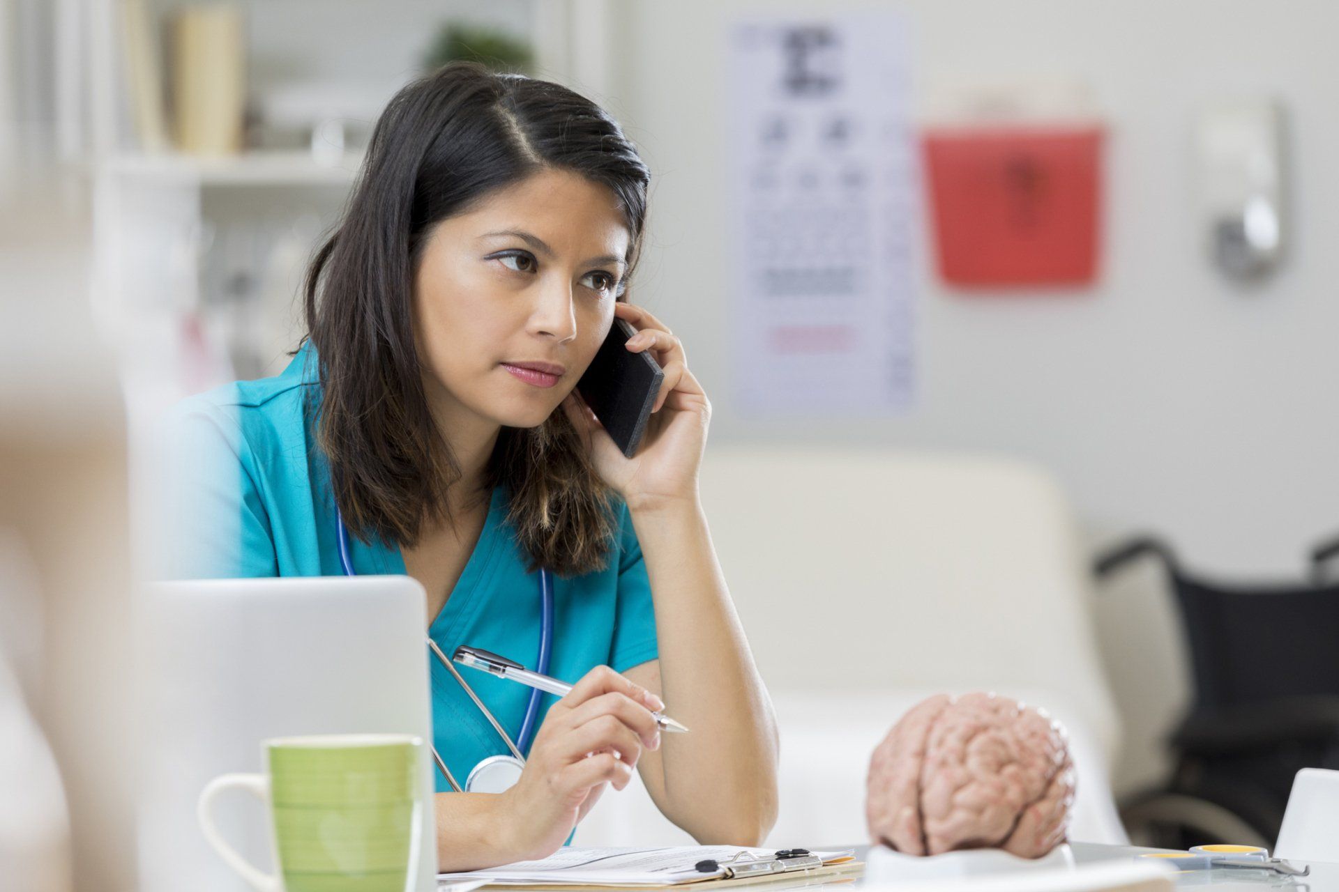 Nurse Calling A Patient — Webster, TX — Ian J Reynolds MD F.A.A.O.S.