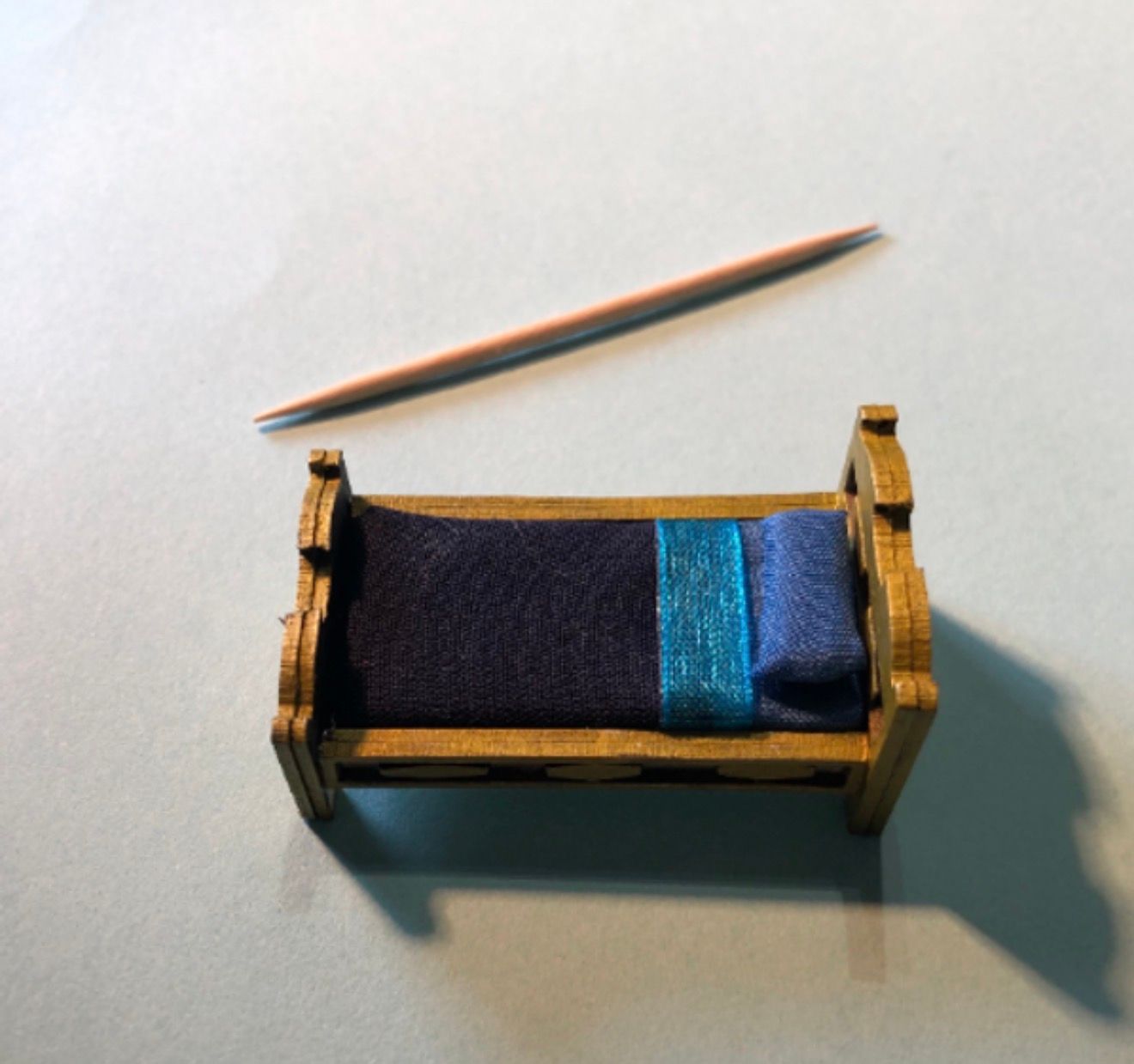 MATTI'S SINGLE BED 1/48 SCALE KIT