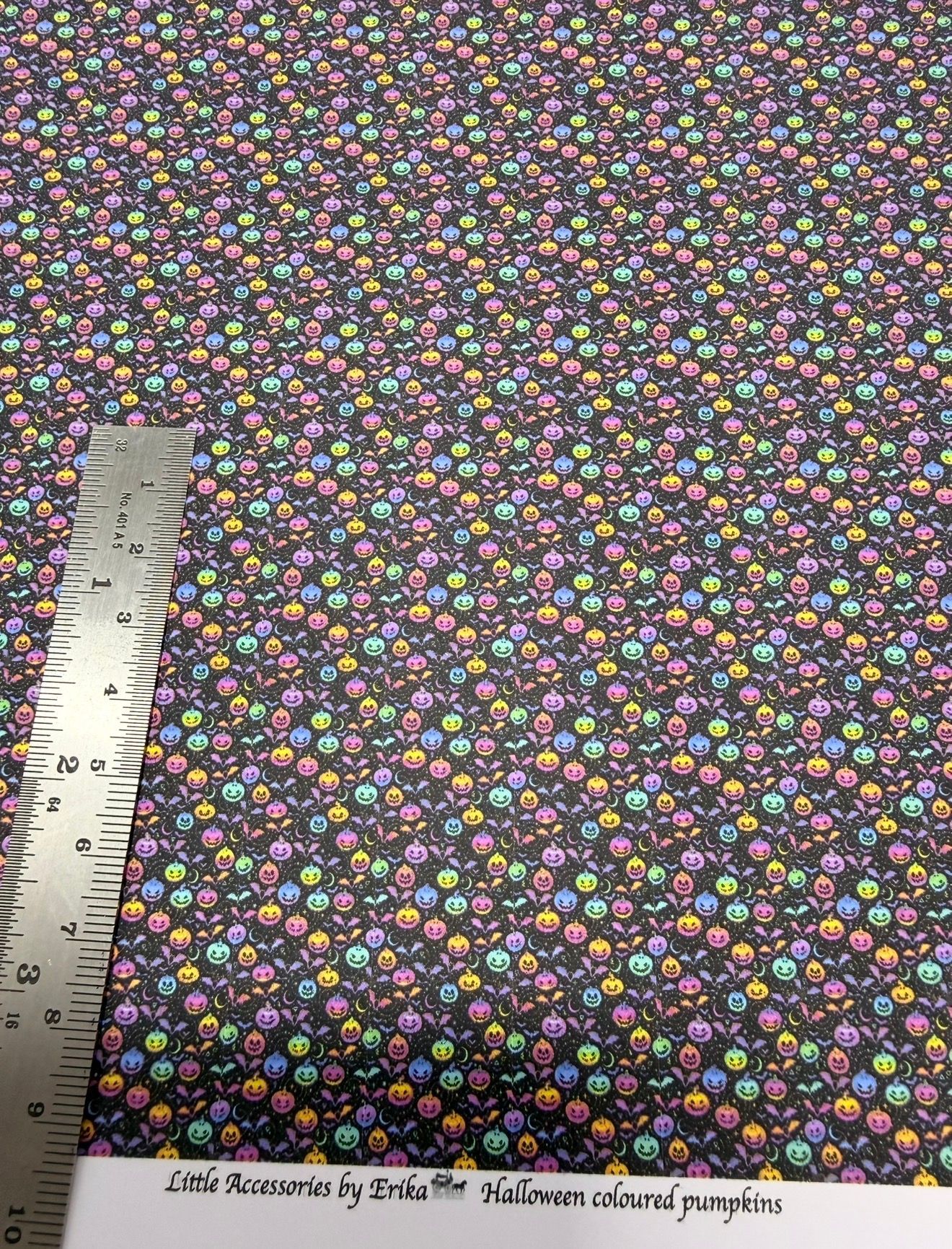 Wallpaper / fabric HALLOWEEN COLOURED PUMPKINS 1/48 scale