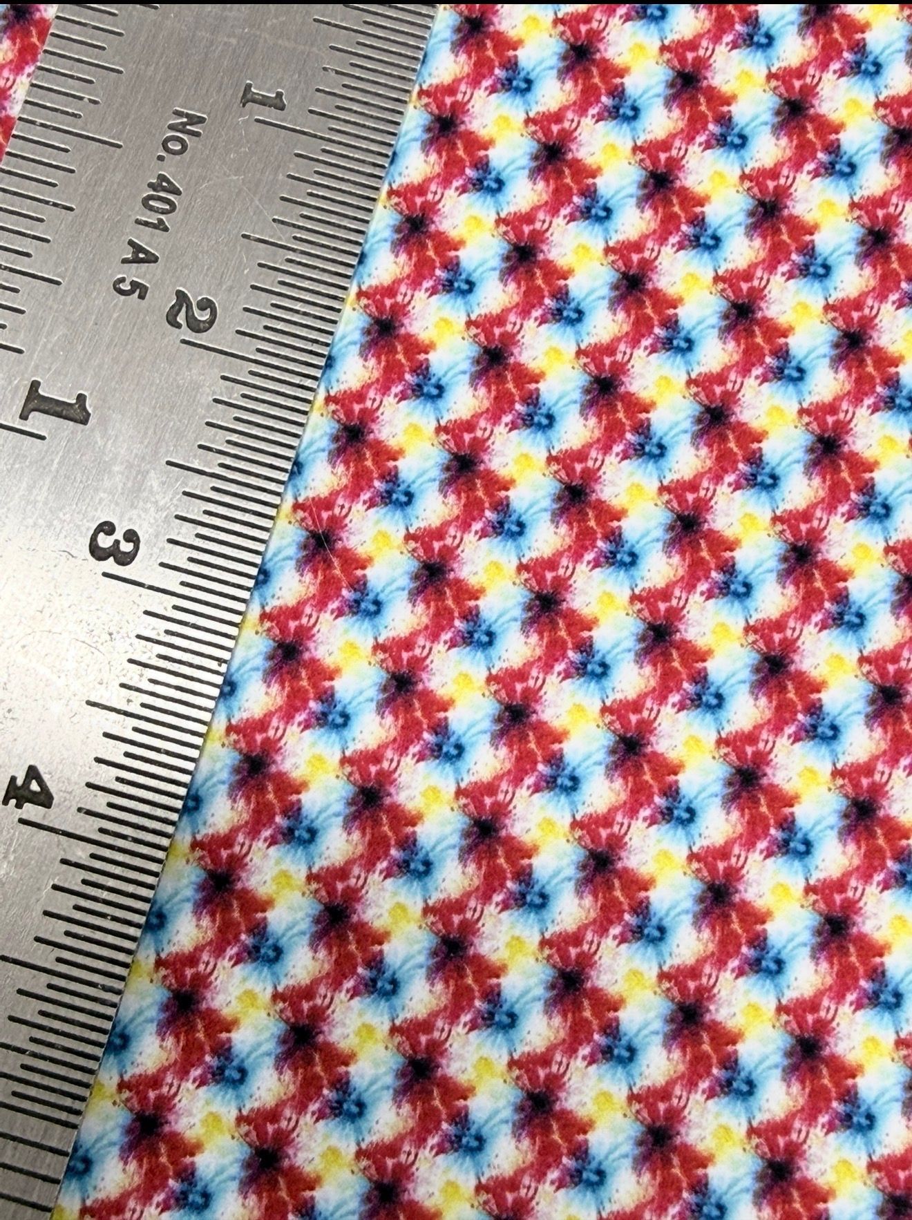 Wallpaper / fabric 1970S TIE DYE 4 1/48 SCALE