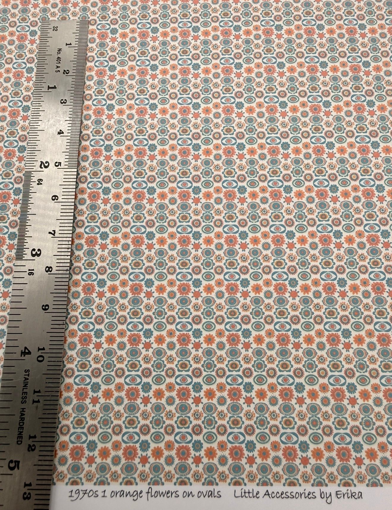 Wallpaper / fabric 1970S 1 ORANGE FLOWERS ON OVALS. 1/48 SCALE