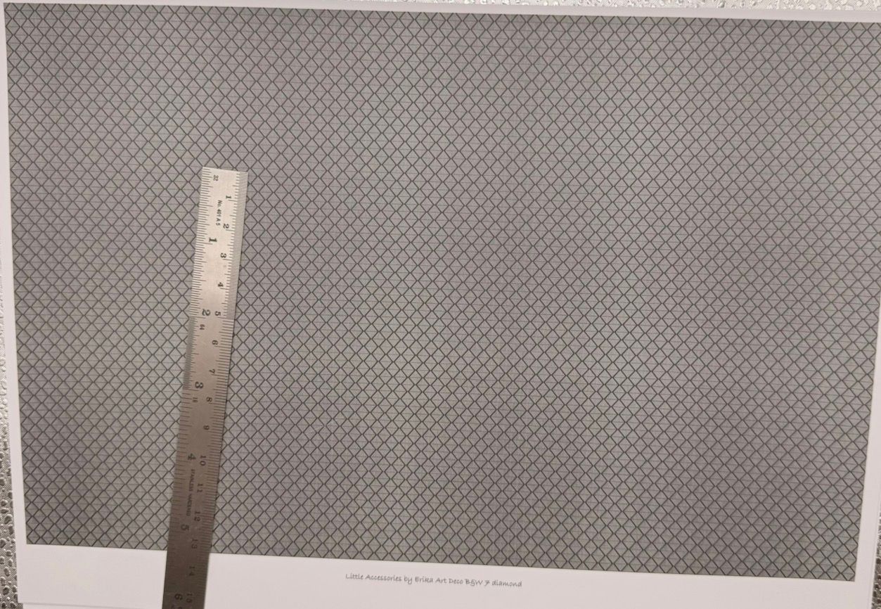 Wallpaper/fabric Art Deco B&W & diamond. 1/48 scale