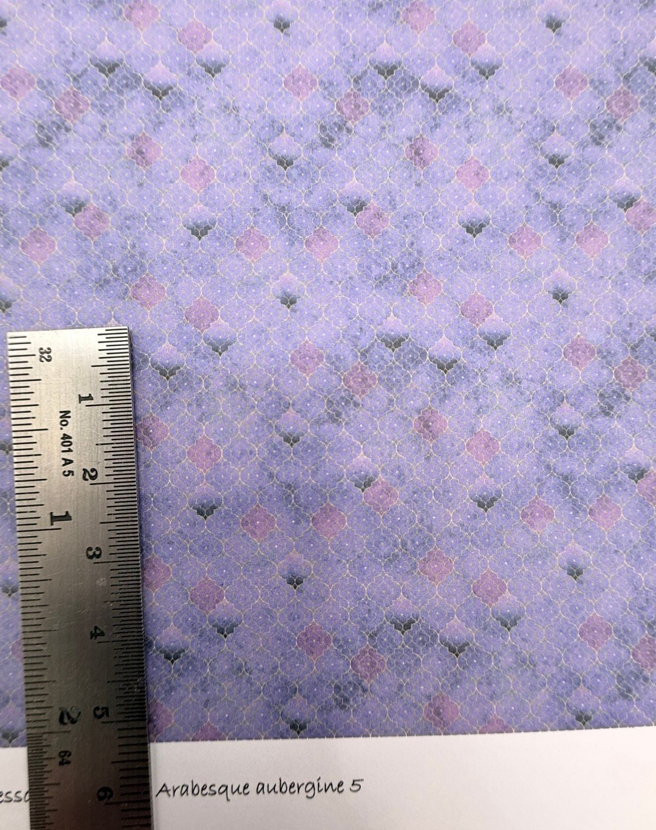 Wallpaper/fabric. Arabesque Aubergine 5.  1/48 scale