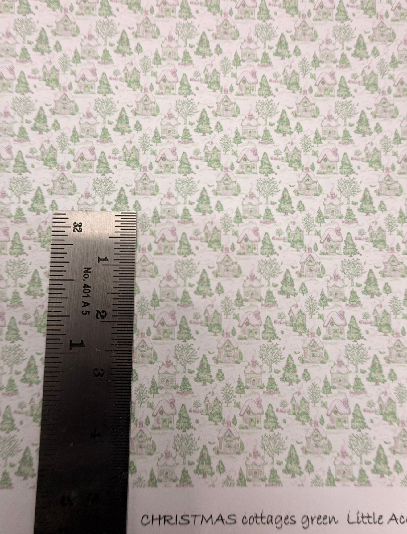 Wallpaper/fabric.Christmas cottages green 1/48 scale