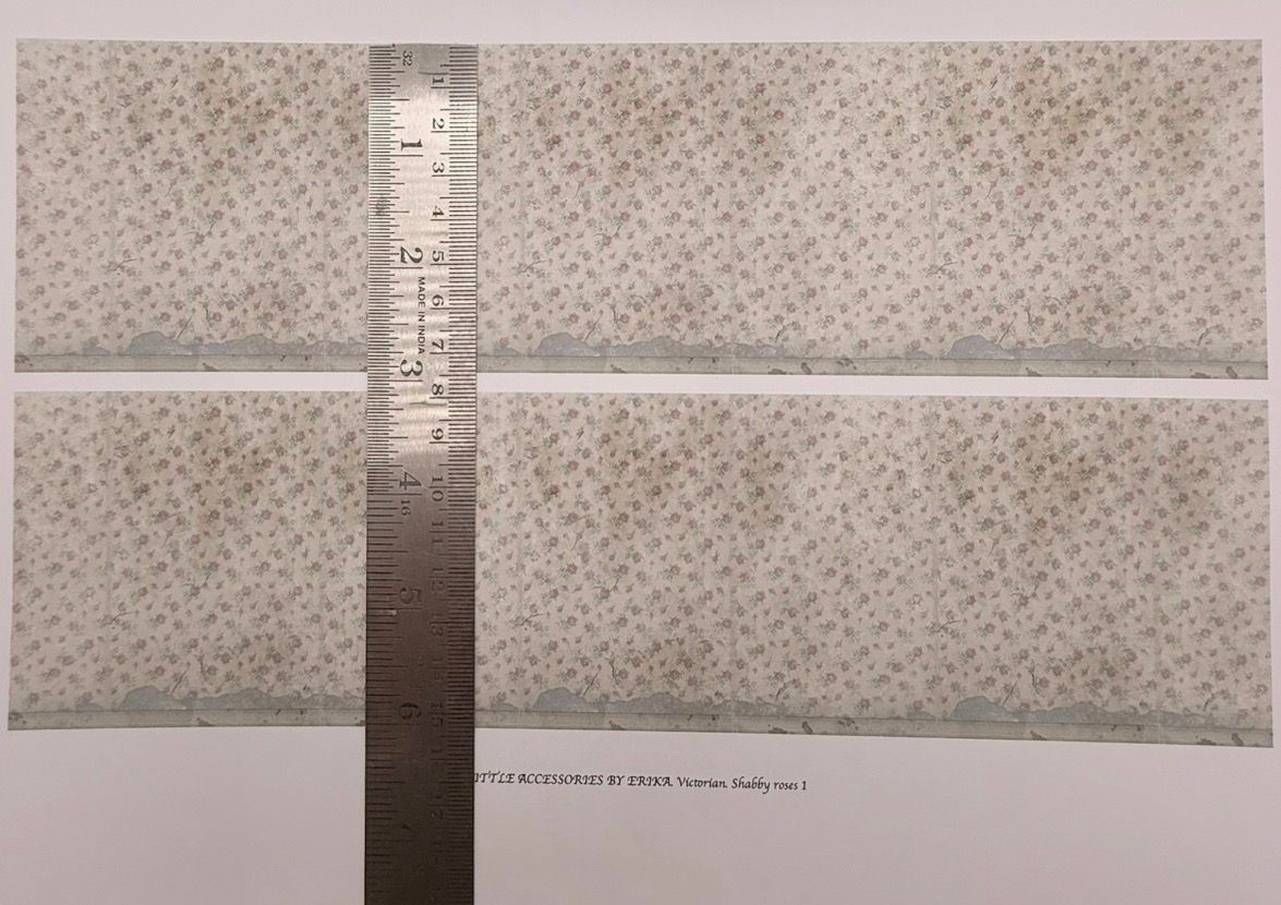 Wallpaper/fabric/carpet.Victorian shabby roses 1 - 1/48 scale