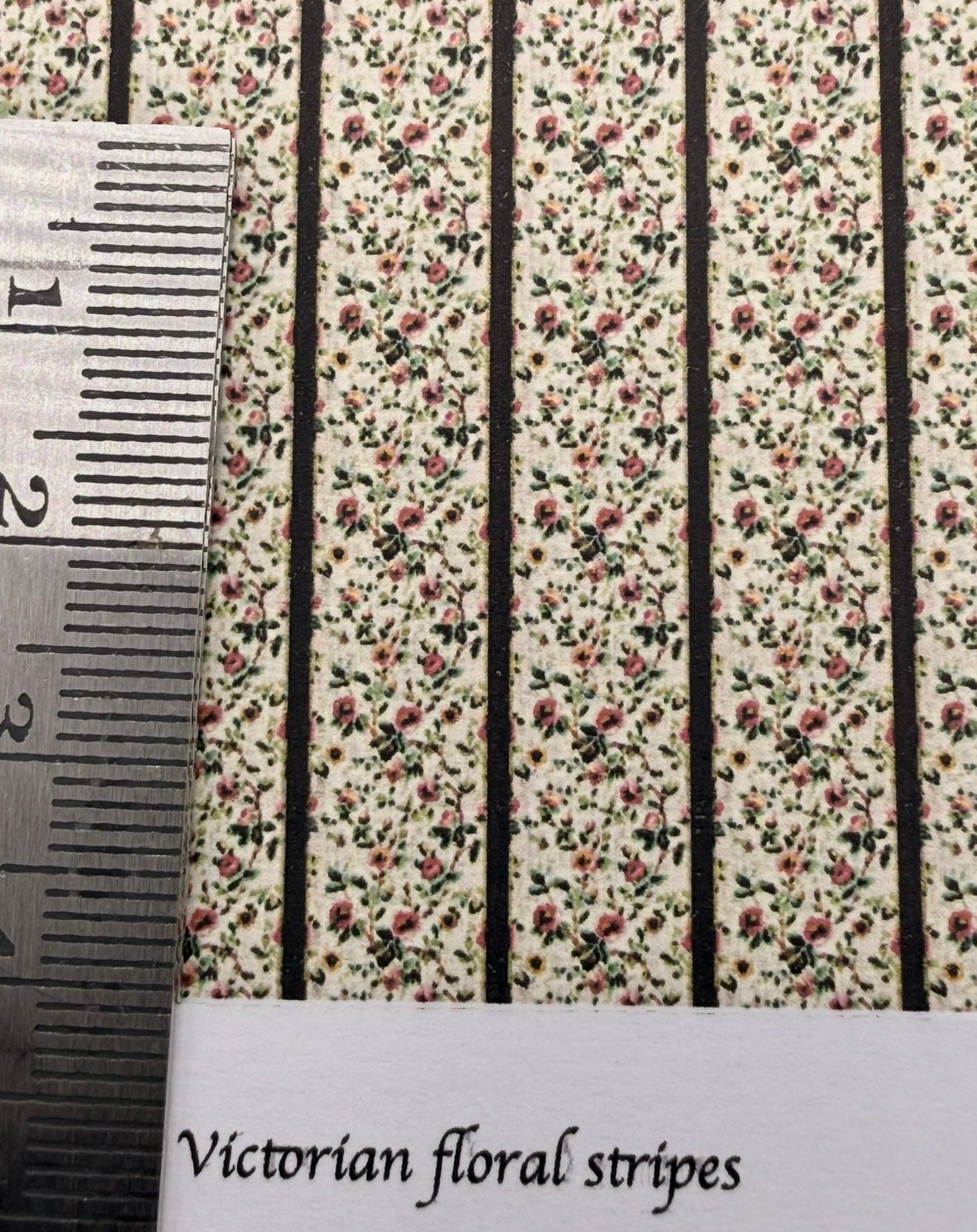 Wallpaper/fabric/carpet. Victorian floral stripes. 1/48 scale