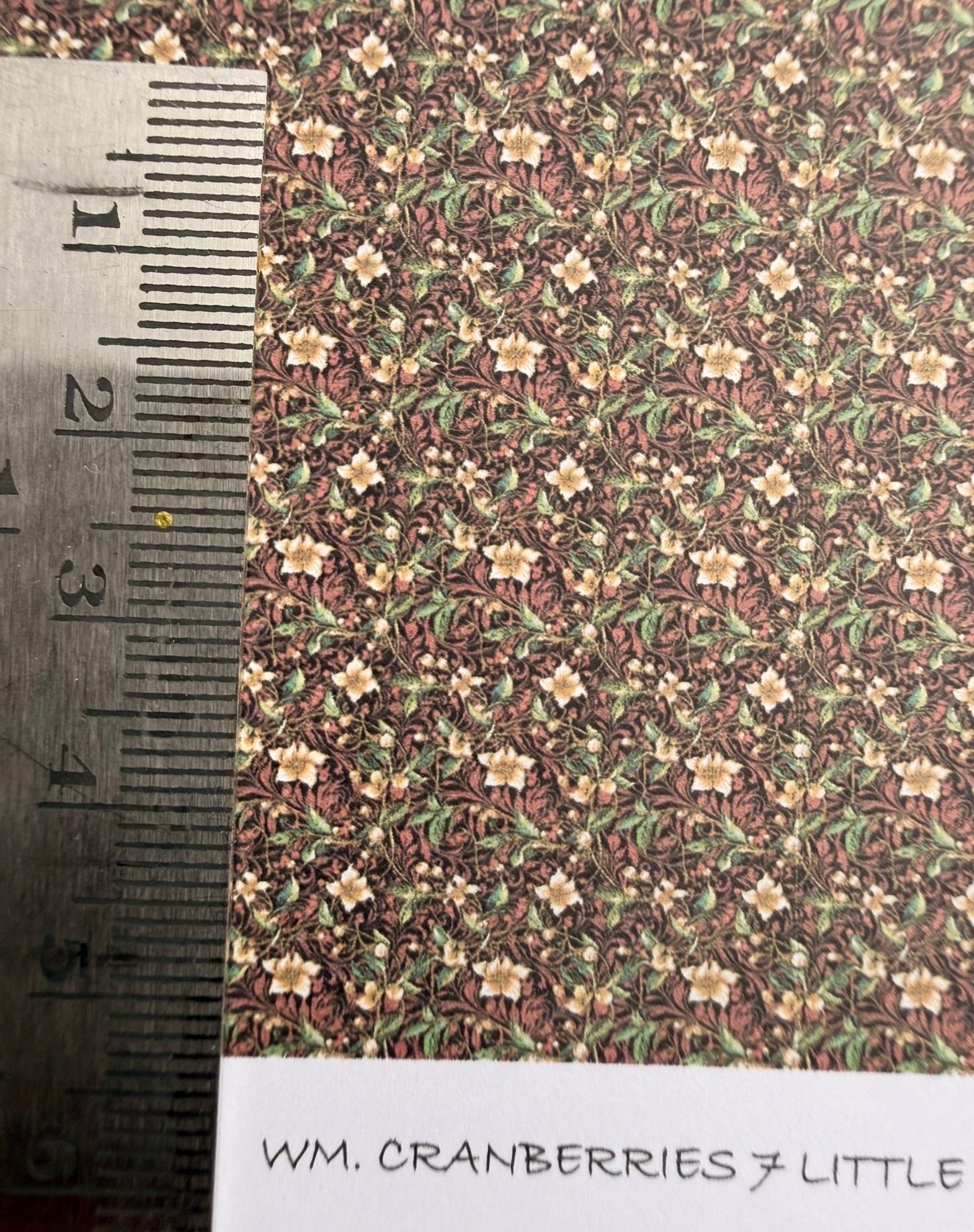Wallpaper/fabric/ carpet  WM cranberries 7 - 1/48 scale