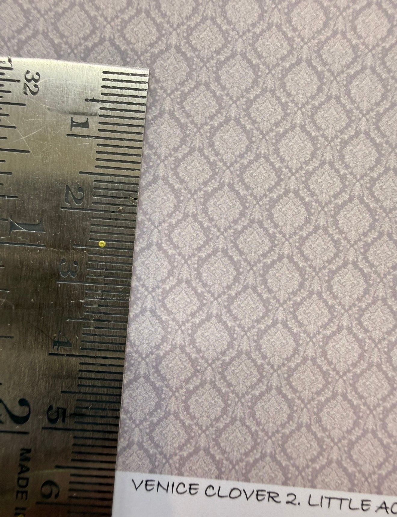 Wallpaper/fabric/carpet. Venice clover 2 - 1/48 scale