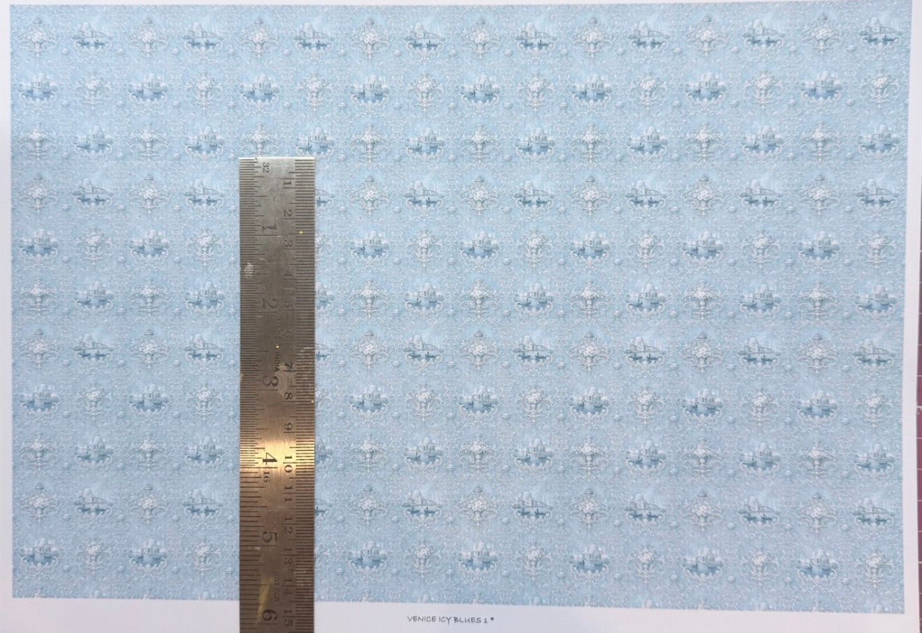 Wallpaper/fabric carpet Venice icy blues 1 - 1/48 scale