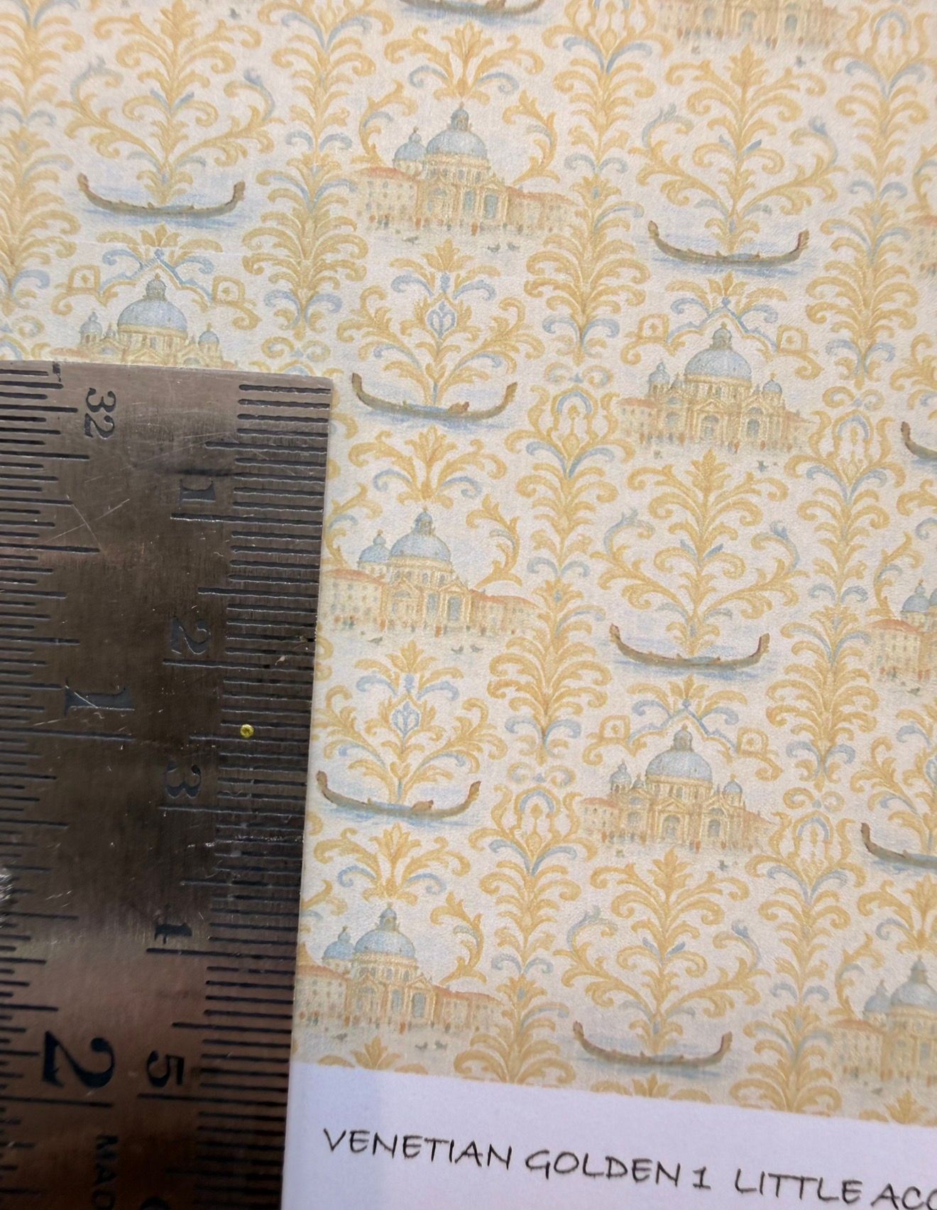 Wallpaper/fabric/carpet Venetian Golden 2 - 1/48 scale
