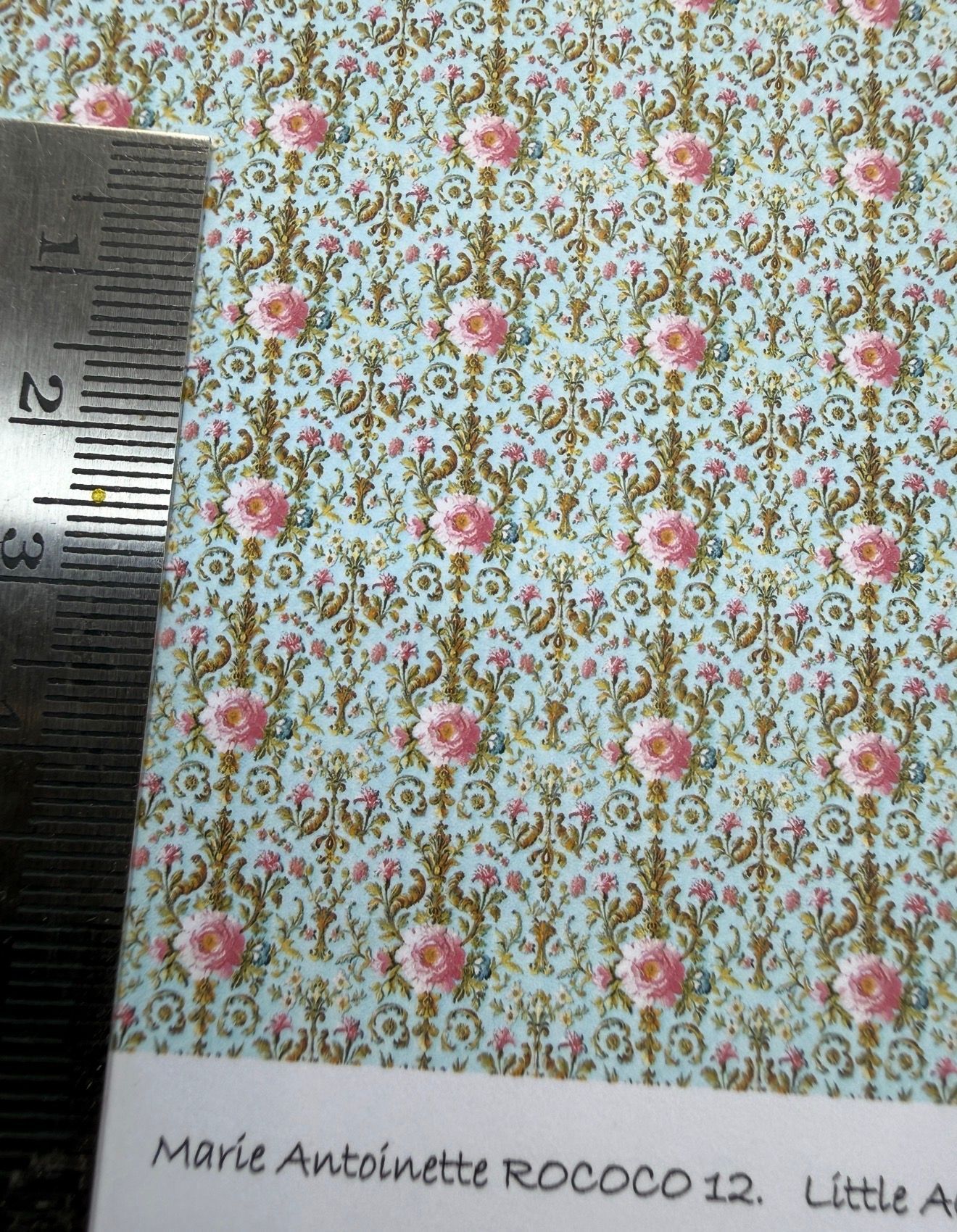 Wallpaper.fabric/carpet. ROCOCO 12 - 1/48 scale