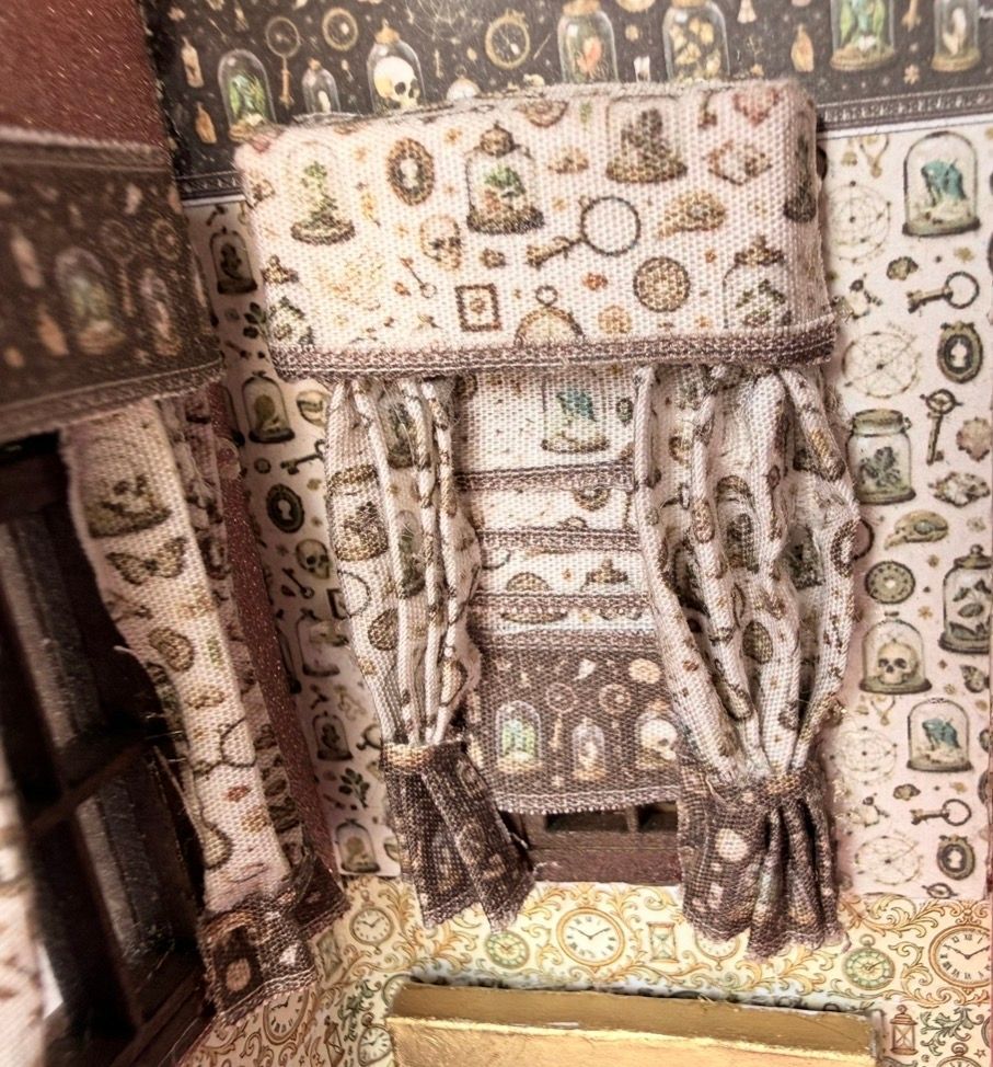 SET Wallpaper/fabric/carpet-  Cabinet of curiosities 1/48 scale