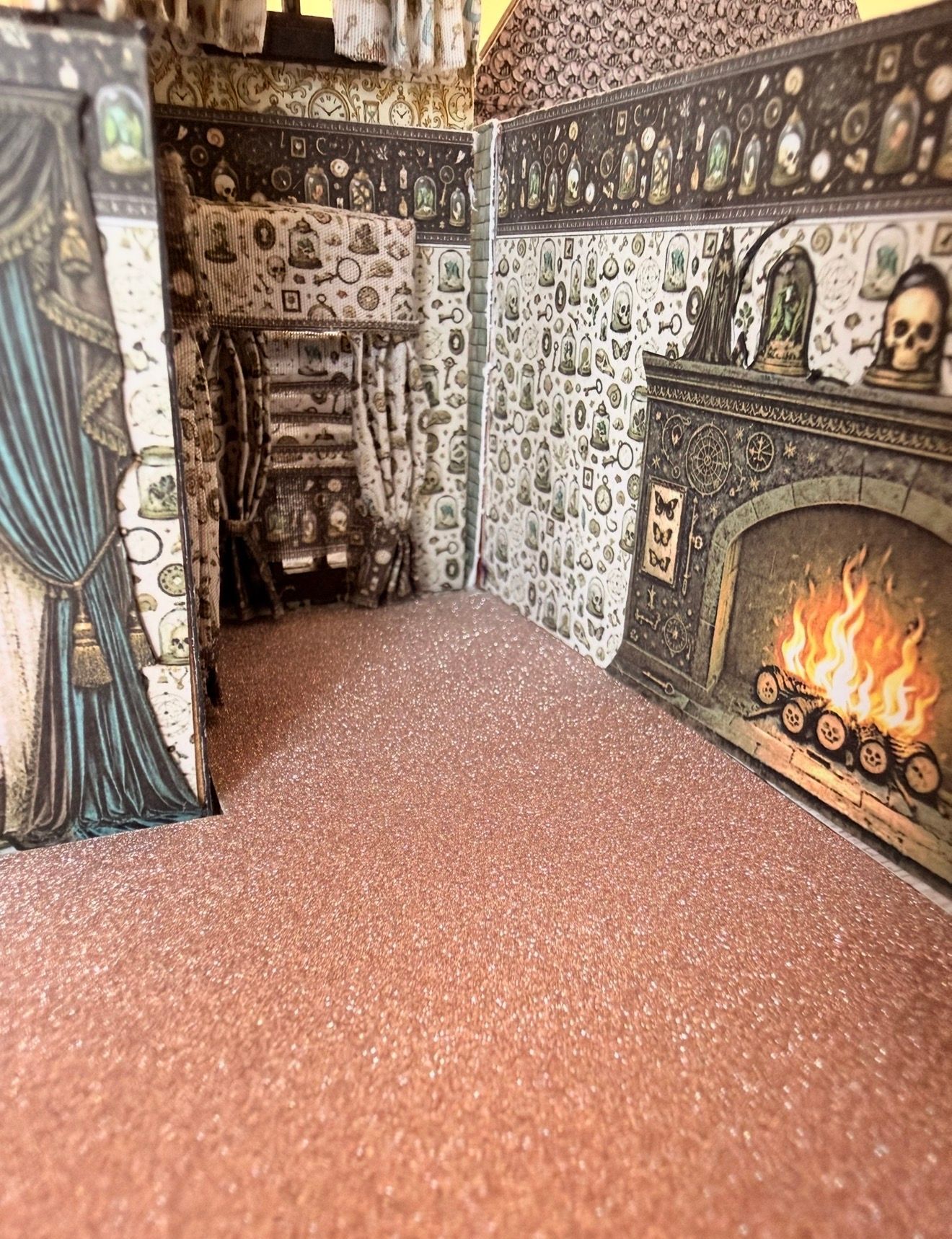 SET Wallpaper/fabric/carpet-  Cabinet of curiosities 1/48 scale