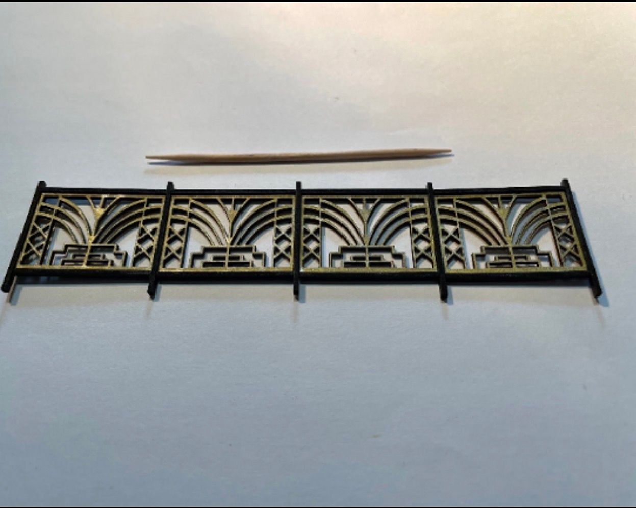 ART DECO RAILING FENCING BANNISTER 1/48 scale