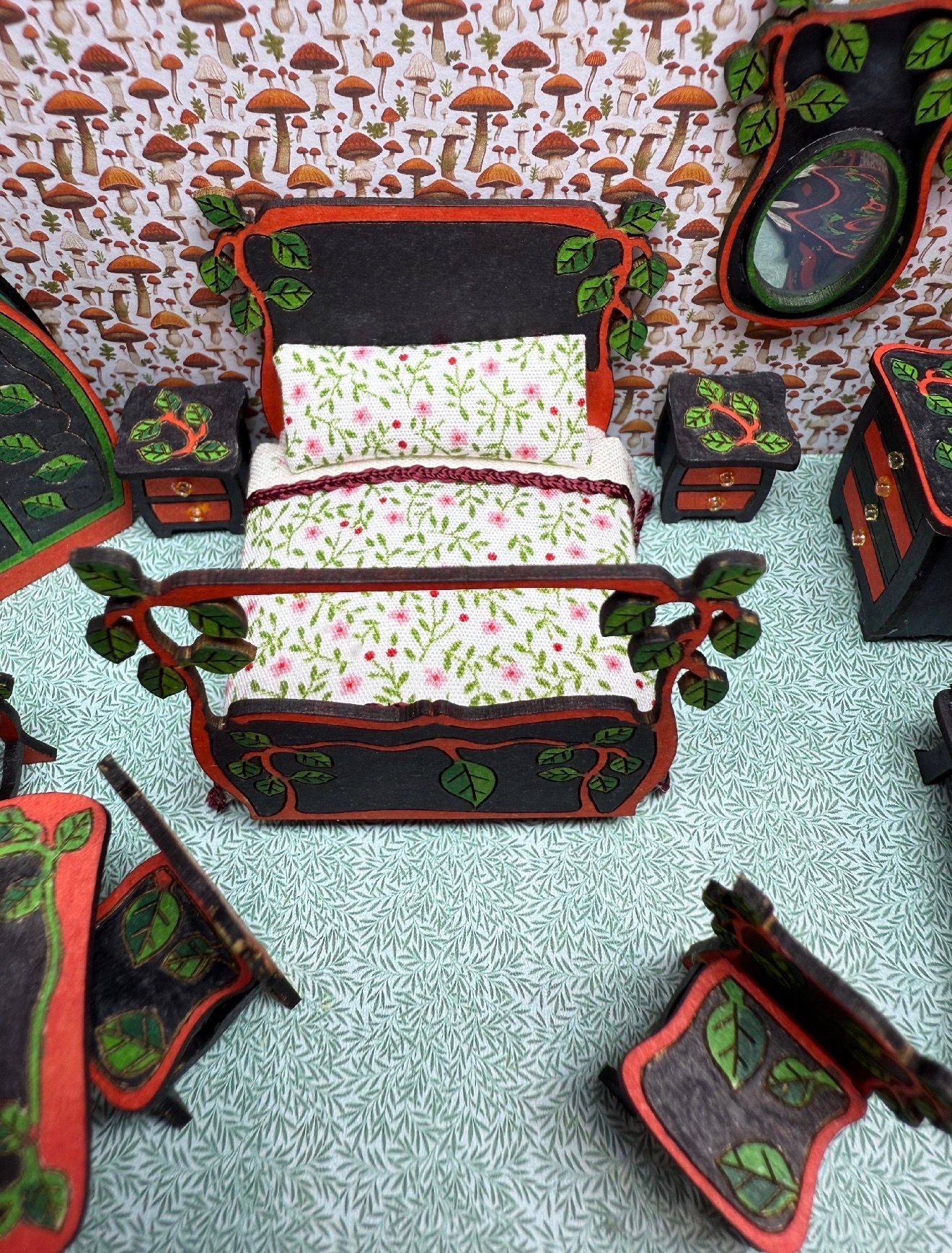 ENCHANTED FOREST  DOUBLE BED 1/48 scale KIT