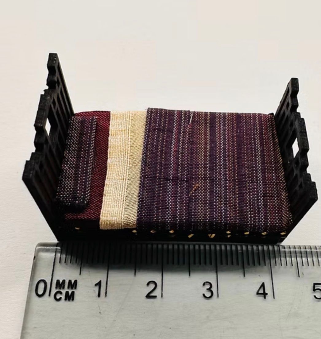 ART DECO GRID BED 1/48 SCALE KIT