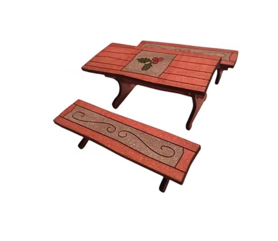 HOLLY TABLE & benches 1/48 scale KIT