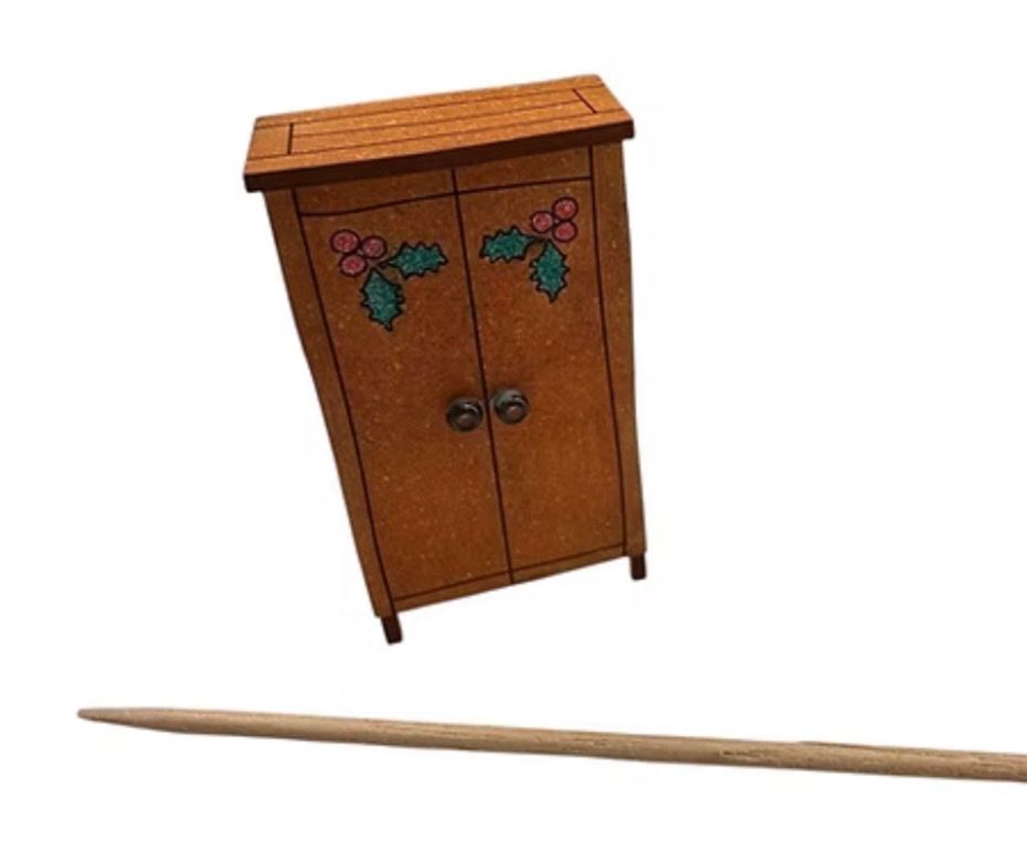 HOLLY WARDROBE 1/48 scale KIT