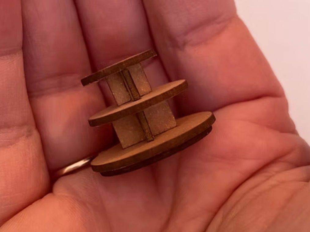 ROUND BOOK CASE 1/48 scale KIT.