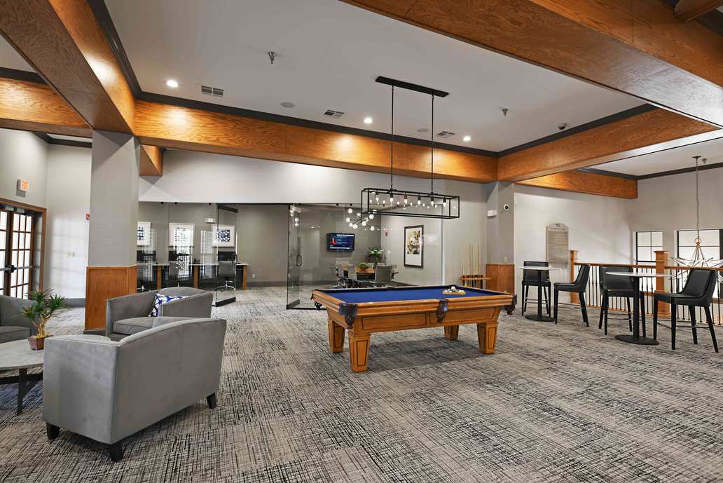 Avanti Clubroom Photo With Billiards