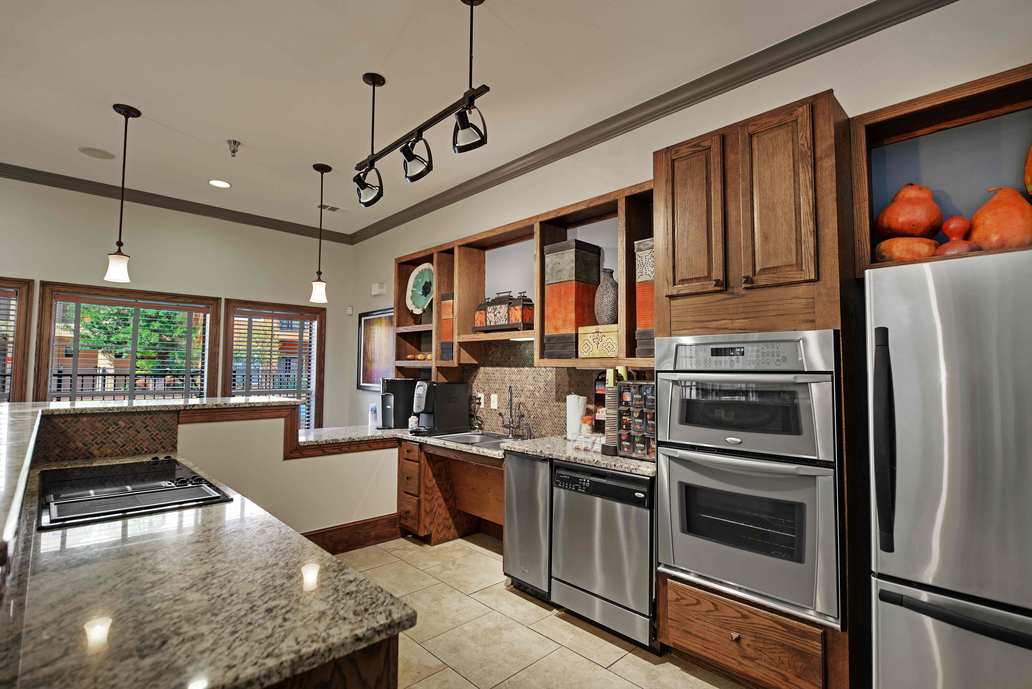 Avanti Kitchen Stainless Steel Appliances