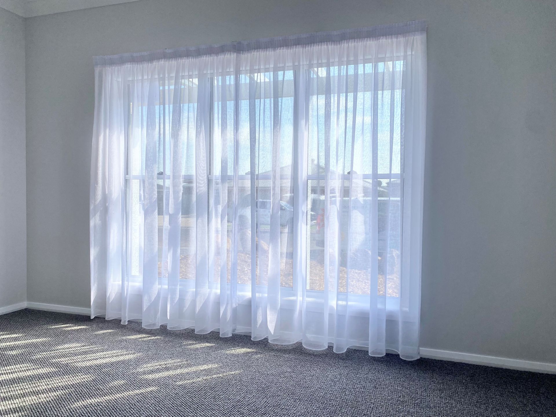 Sheer bedroom curtains