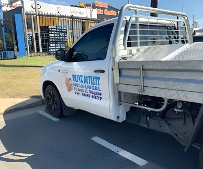 Service Truck — Wayne Boylett Mechanical In Bungalow, QLD