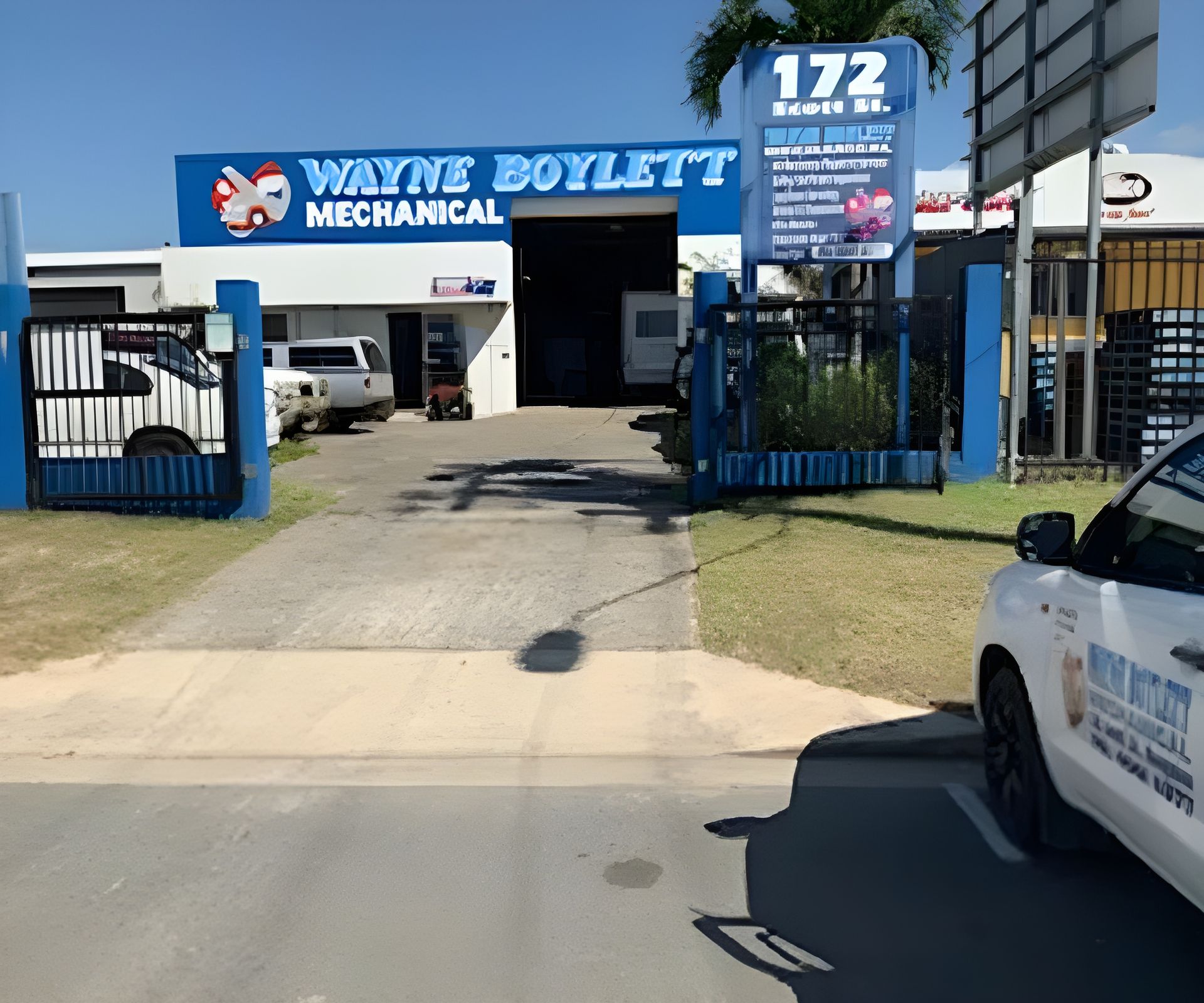 Shop Entrance — Wayne Boylett Mechanical In Bungalow, QLD Shop Entrance — Wayne Boylett Mechanical In Bungalow, QLD