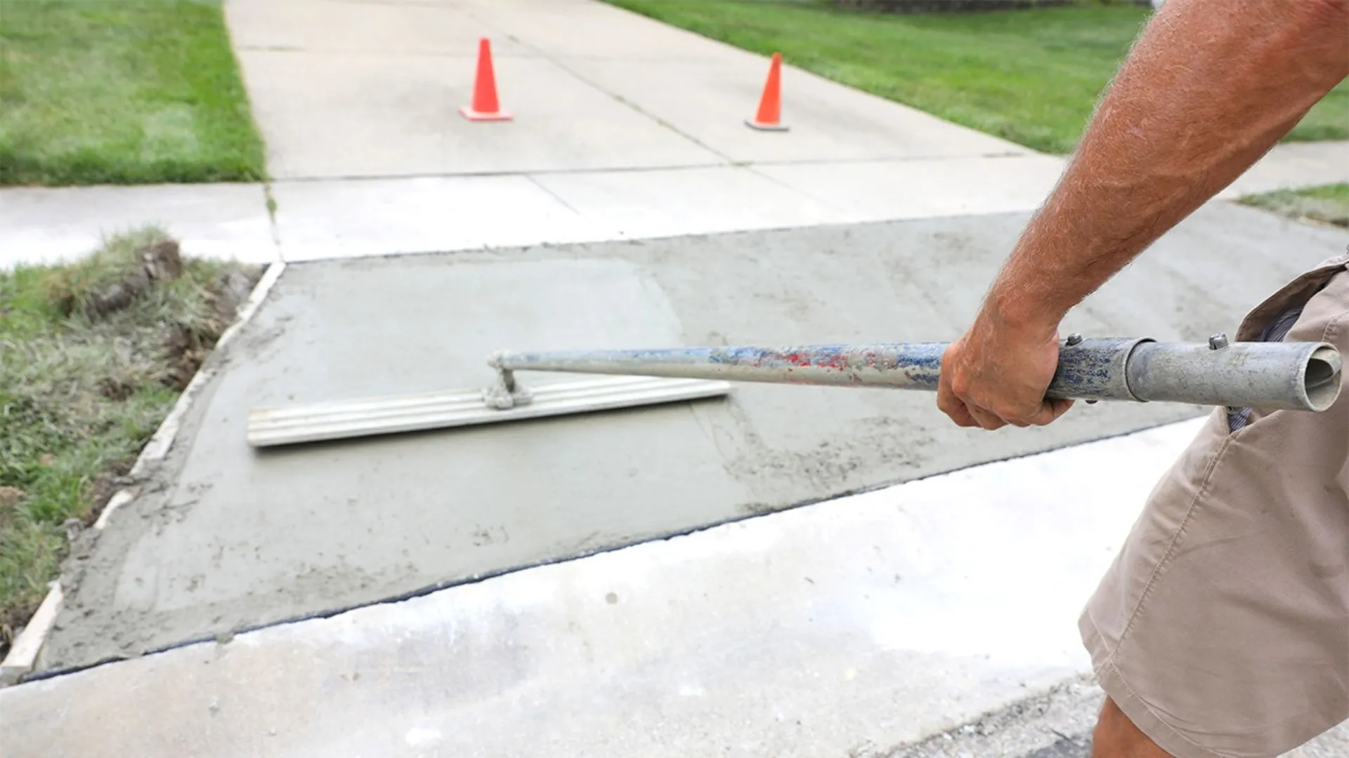 How to Cover an Old Concrete Driveway