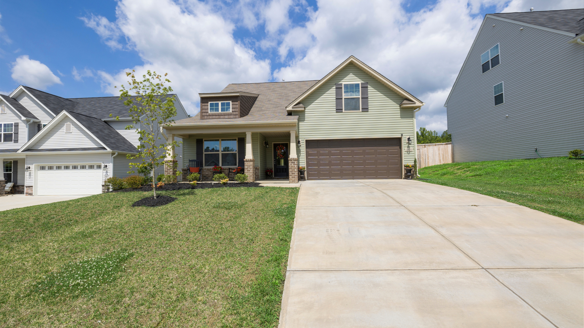 Concrete driveway installation crew working in Brentwood, Tennessee