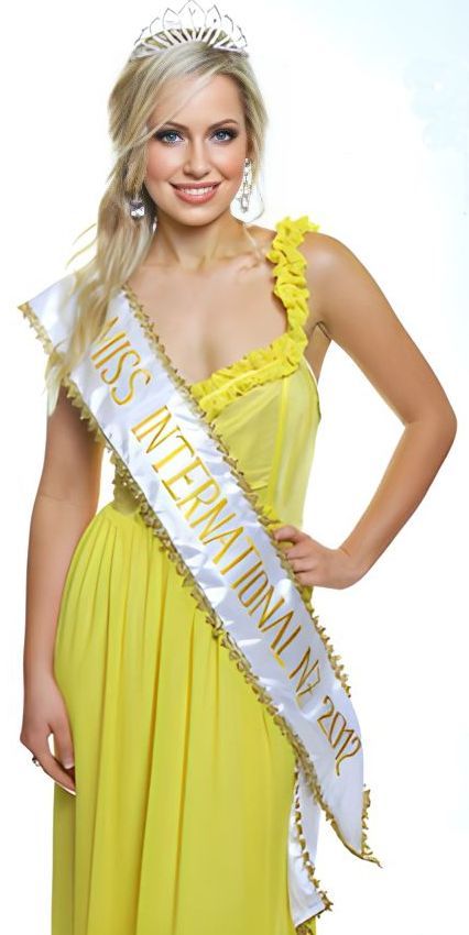 Miss International wears Abracadabra's backless strapless bras
