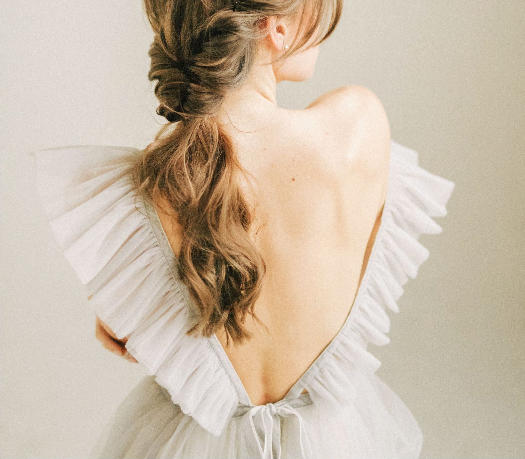 Wear any wedding gown including backless dresses with Abracadabra's backless strapless bras