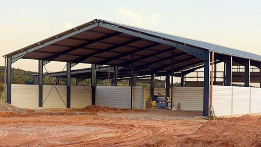 Build a Steel Agricultural Building or Barn in Bowling Green, MO with Show-Me Steel Buildings.
