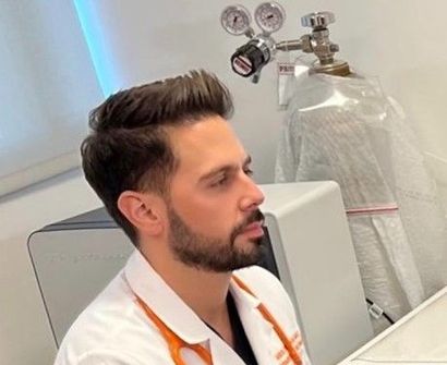 Photo of males scientist Dr