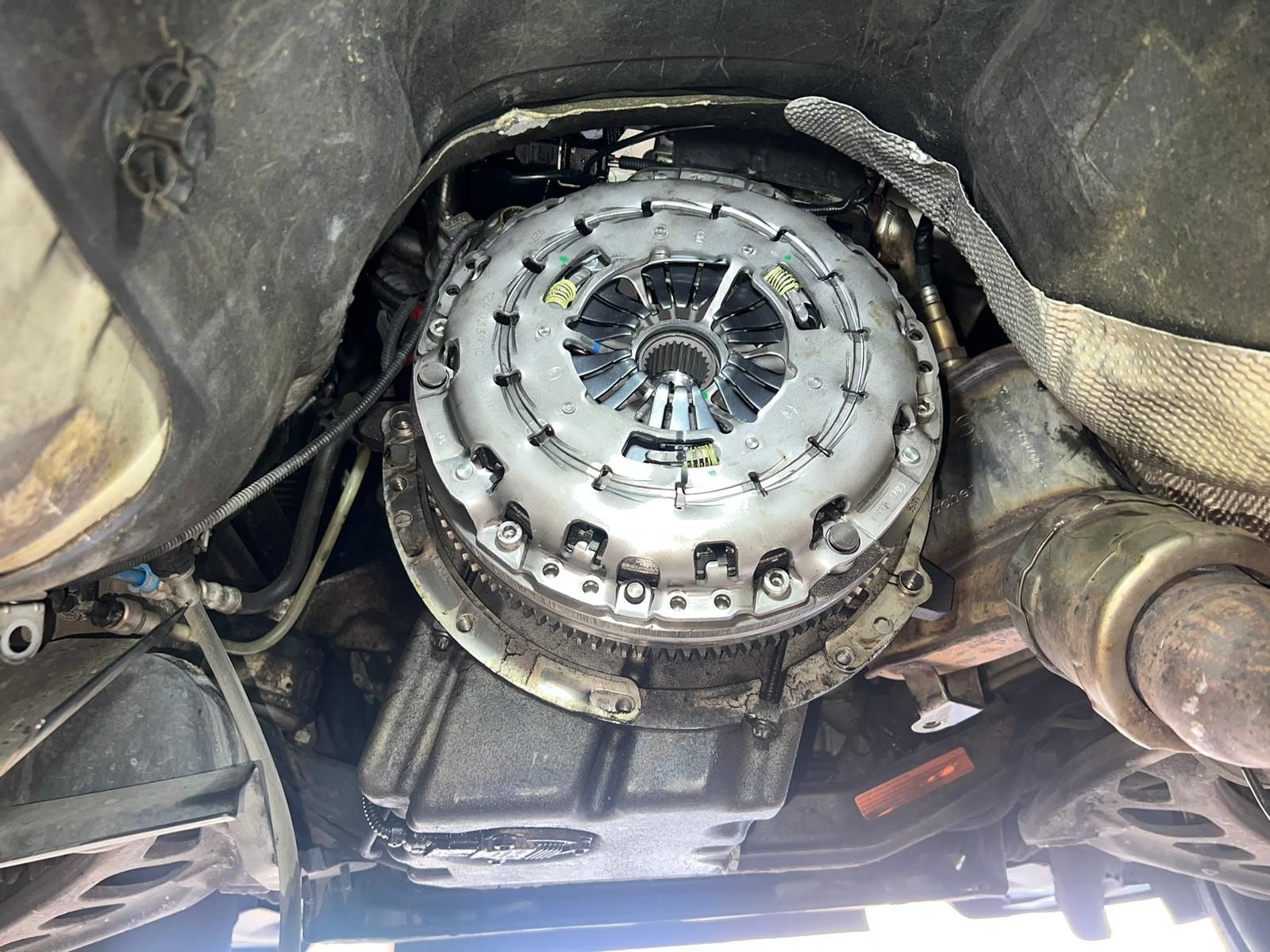BMW 330 diesel clutch replacement