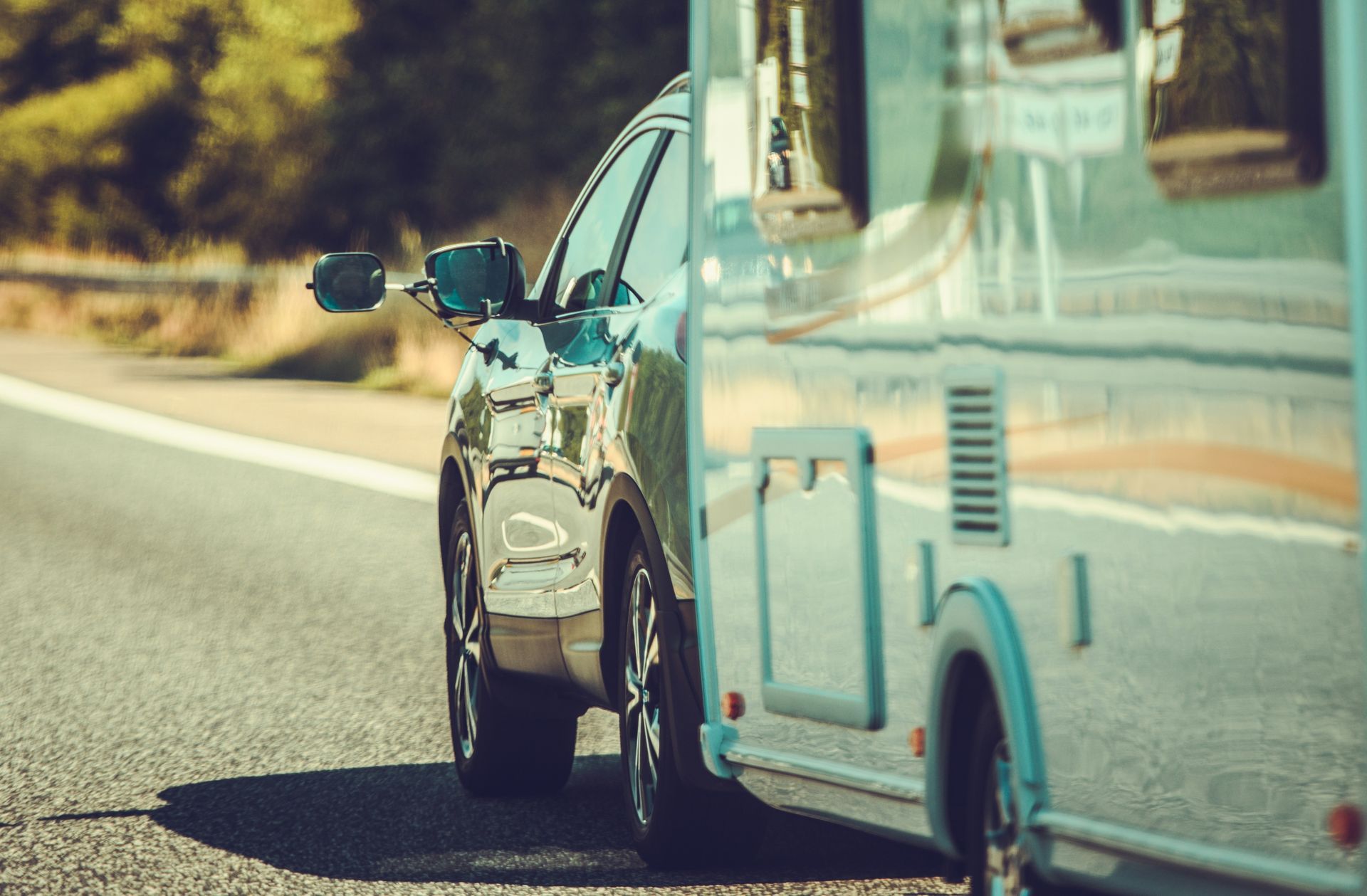 Towing a Camper Toward the Blue Ridge? How to Check Your Hitch and Safety Chains | Advantage AC