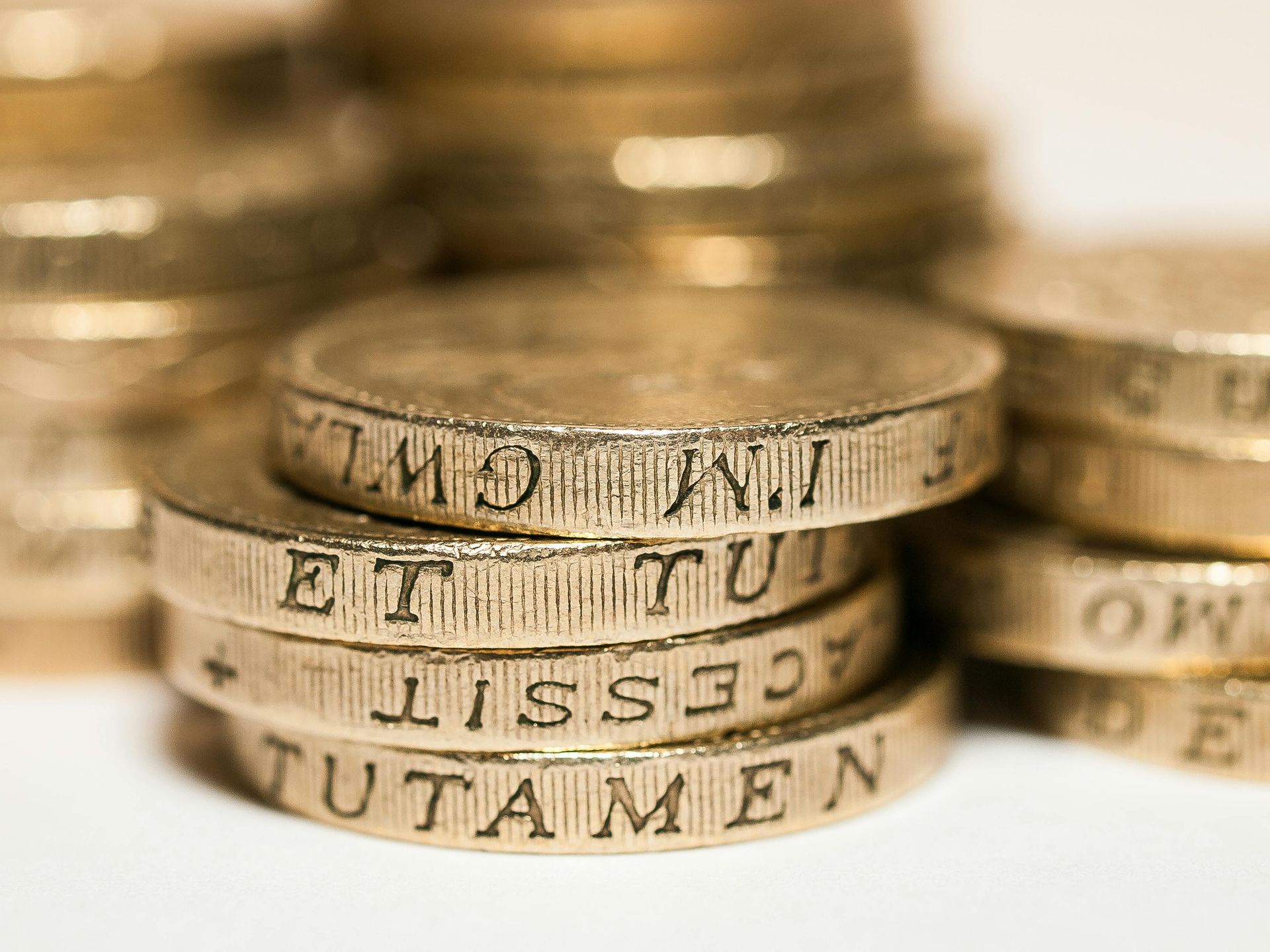 Pinkney Grunwells Lawyers LLP helping local businesses collect unpaid invoices